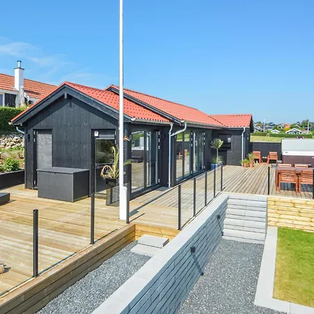 Semesterbostad 2 Bedroom Beautiful In *