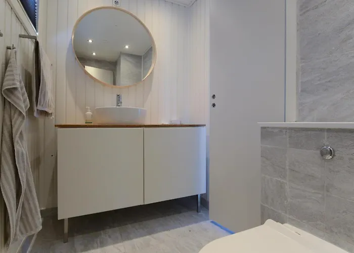 2 Bedroom Beautiful In *